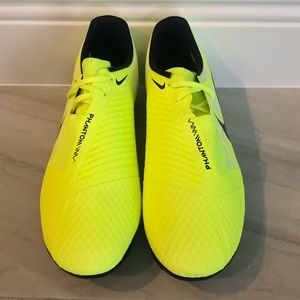 New Nike Phantom Venom FG men’s soccer cleats.